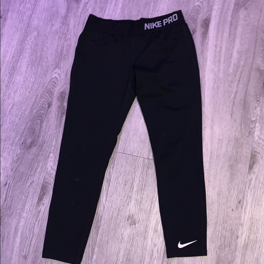 black nike leggings